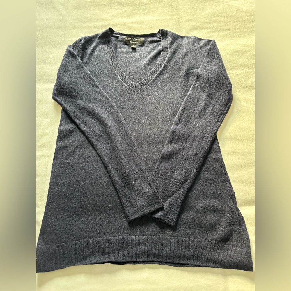 EUC! Banana Republic Sweater